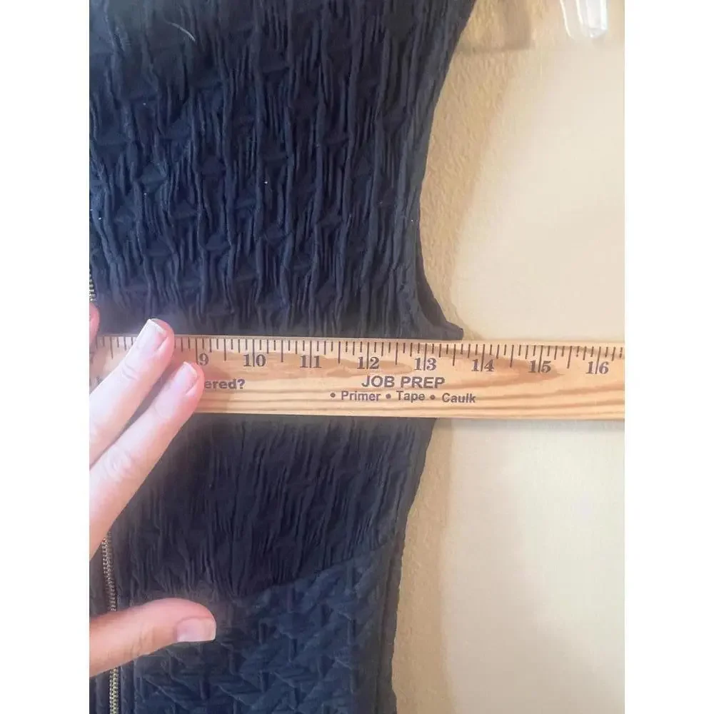 Black Textured Stretchy Sleeveless Dress by Closet New with Tags Size XS